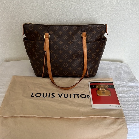 ✨Louis Vuitton Totally PM NM Monogram✨ - Picture 12 of 13